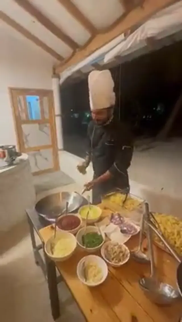 Il ristorante fronte mare — video
